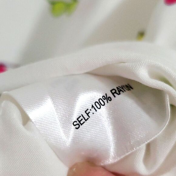 Jane and Delancey womans medium sunglasses shirt, size medium - Picture 4 of 5